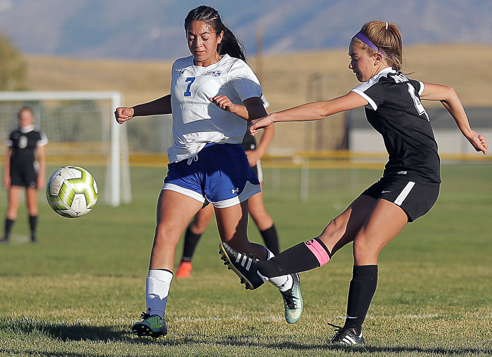 Lowry at Spring Creek Girls Soccer 29.jpg